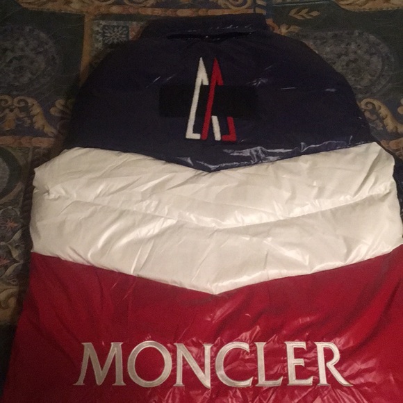 MONCLER Jacket - Picture 2 of 4